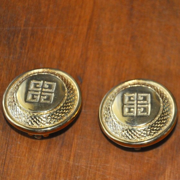 NEW Vintage 80s Givenchy Logo Gold Tone Clip On Earrings Statement Chunky Round - Picture 2 of 7